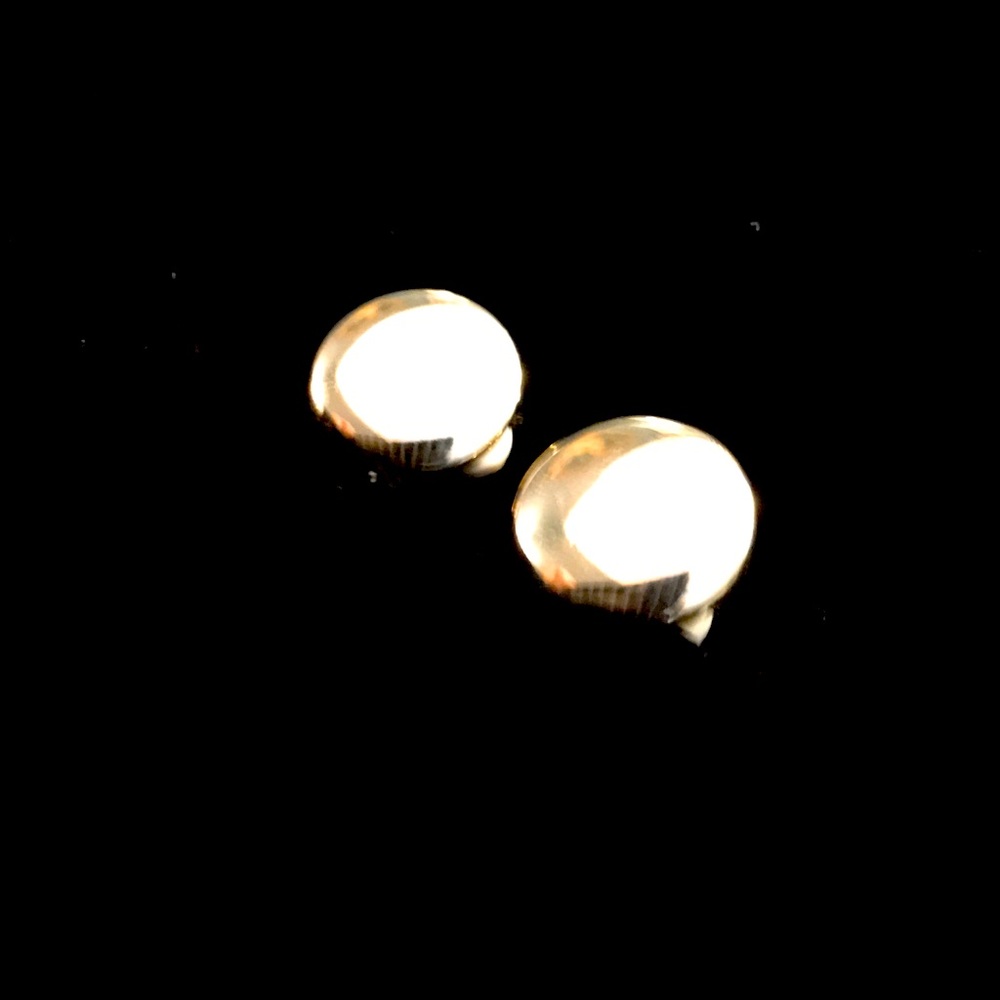 GOLD TONE VINTAGE EARRINGS